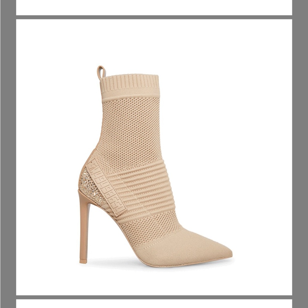 Steve Madden Maxwell Blush Booties